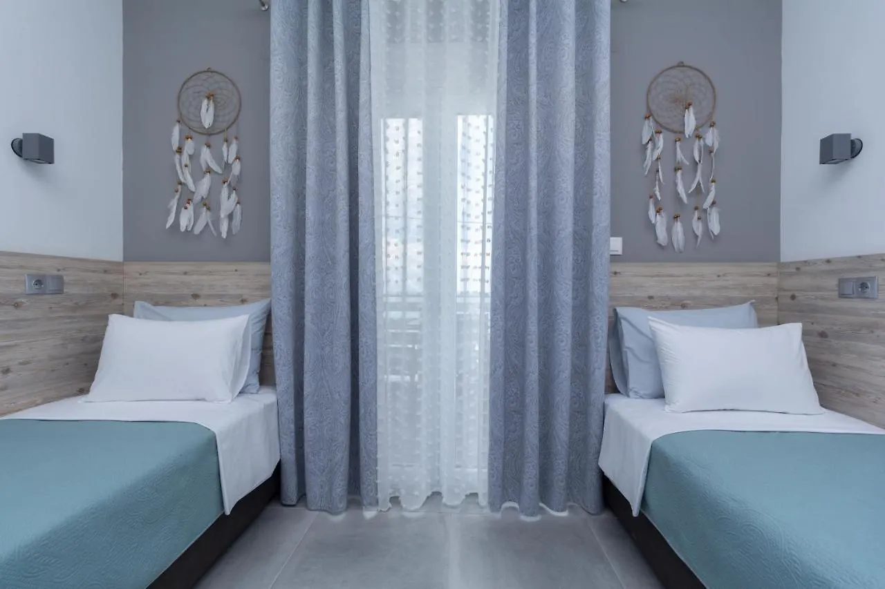 Golden Seaside 2 Apartment Nea Roda
